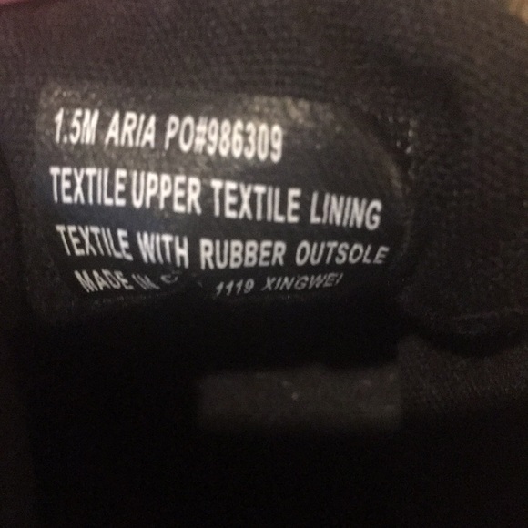 Little girls animal print sneakers size 1 1/2 medium - Picture 7 of 7